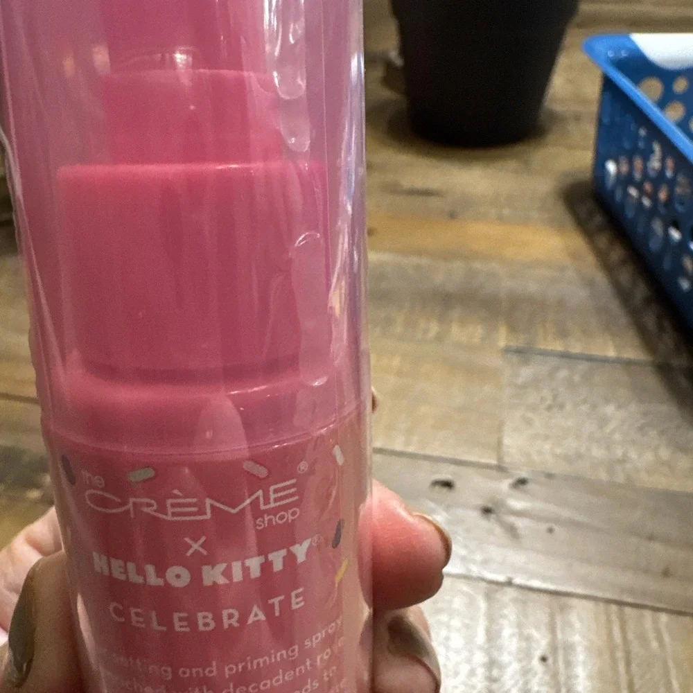 The Creme Shop x Hello Kitty Celebrate Setting & Priming Spray 3.52oz New Sealed